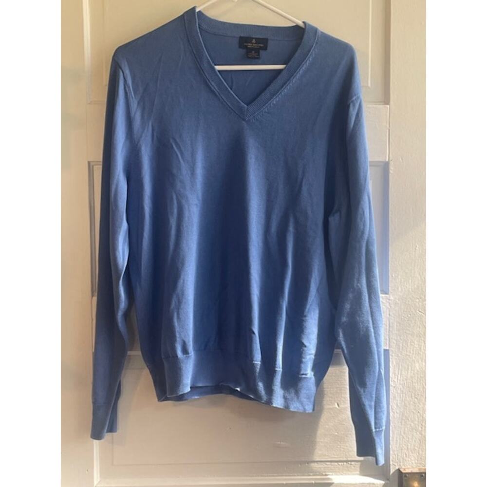 Brooks Brothers Size‎ Medium 100% Supima Cotton V -Neck Sweater Blue